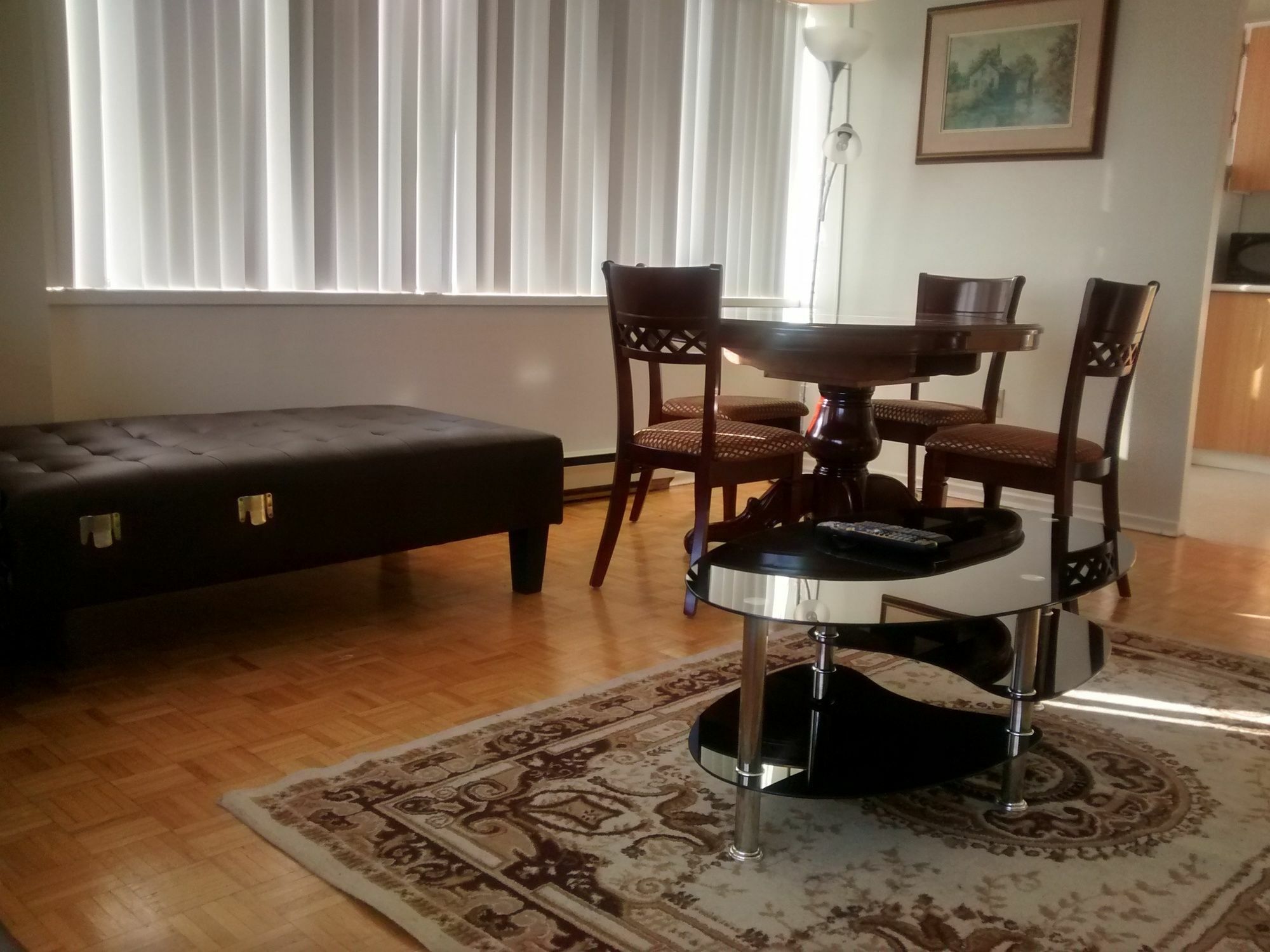 Toronto Furnished Living-Gerard Apartment Exterior photo